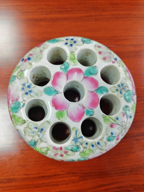 古玩陶瓷民國粉彩百花花插真品鑒賞圖
