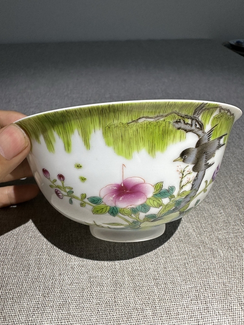 古玩陶瓷70.80年代琺瑯彩花鳥紋詩文碗真品鑒賞圖