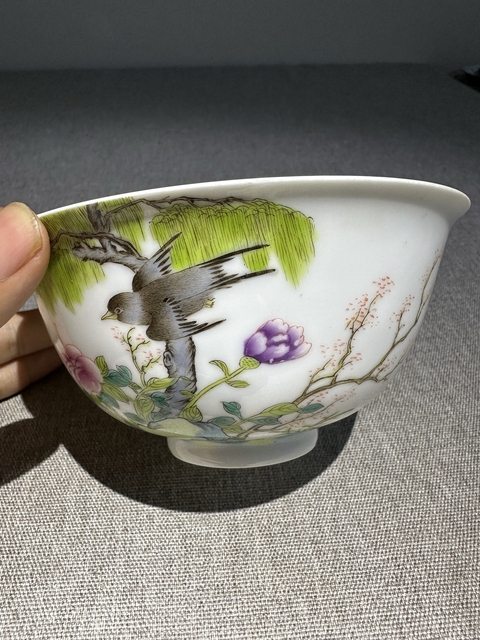 古玩陶瓷70.80年代琺瑯彩花鳥紋詩文碗真品鑒賞圖
