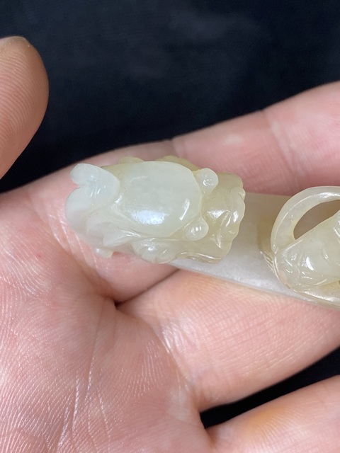古玩玉器清代和田玉雕“蒼龍教子”帶鉤拍賣(mài),當(dāng)前價(jià)格15000元