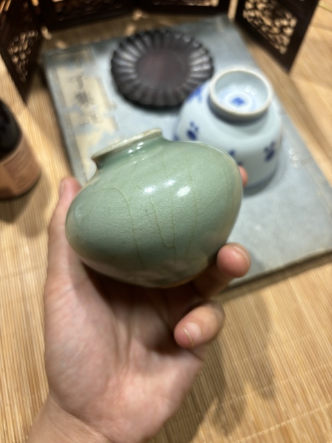 古玩陶瓷龍泉青瓷水盂真品鑒賞圖