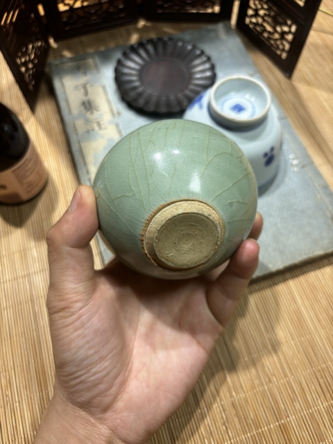 古玩陶瓷龍泉青瓷水盂真品鑒賞圖