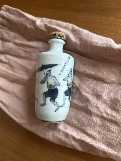 古玩陶瓷清中晚·青花釉里紅鐘馗人物紋鼻煙壺 真品鑒賞圖