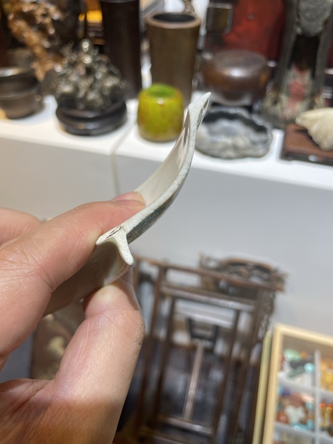 古玩陶瓷黃地綠彩龍紋標本真品鑒賞圖