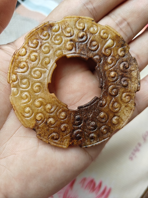 古玩玉器仿古做舊玉璧型件真品鑒賞圖
