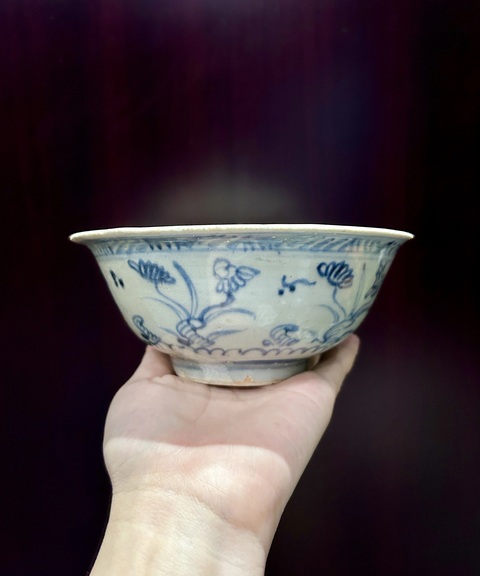 古玩陶瓷明成化青花纏枝蓮紋碗拍賣,當(dāng)前價格3700元
