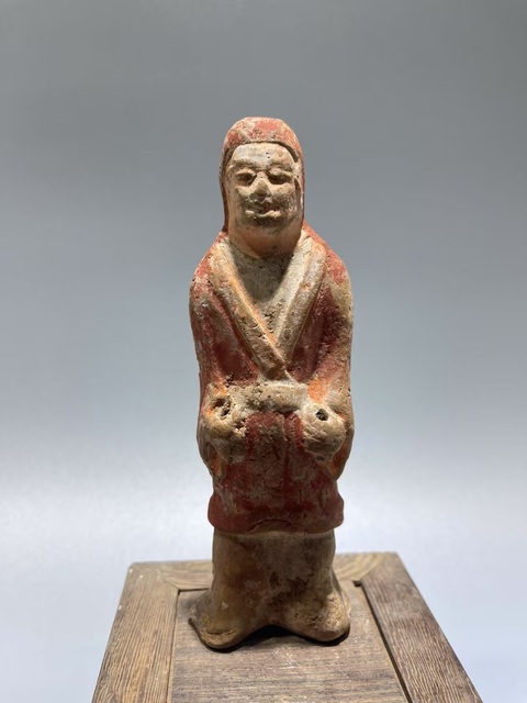 古玩陶瓷北朝·彩繪俑拍賣,當前價格0元