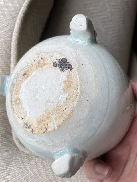 古玩陶瓷青白釉三足爐真品鑒賞圖