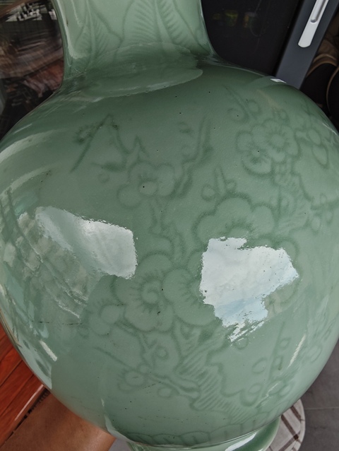 古玩陶瓷民國 青釉劃花瓶真品鑒賞圖