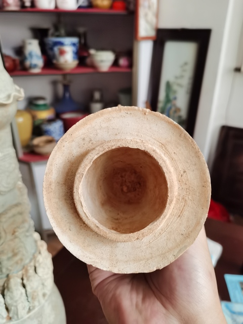 古玩陶瓷青白釉貼塑人物鳥紋塔式罐真品鑒賞圖