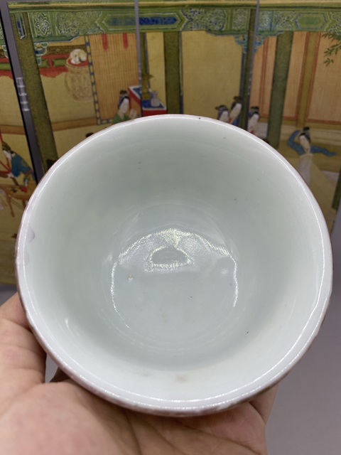 古玩陶瓷黃地素三彩人物故事紋蓋碗拍賣,當前價格3500元