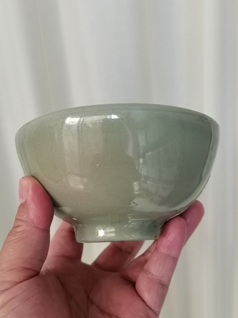 古玩陶瓷龍泉青瓷茶碗真品鑒賞圖