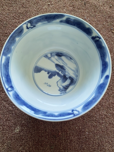 古玩陶瓷康熙通景山水人物碗真品鑒賞圖
