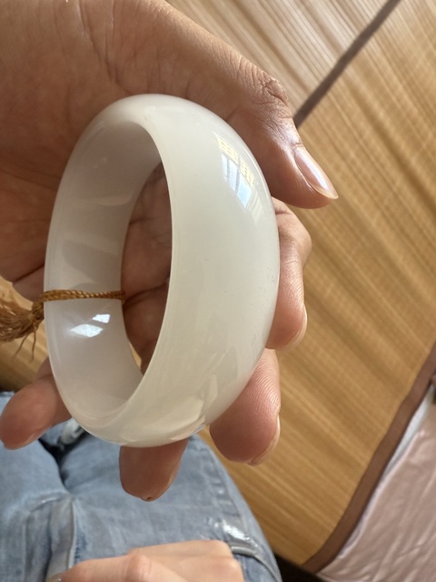 古玩玉器和田玉雕“素紋手鐲”真品鑒賞圖