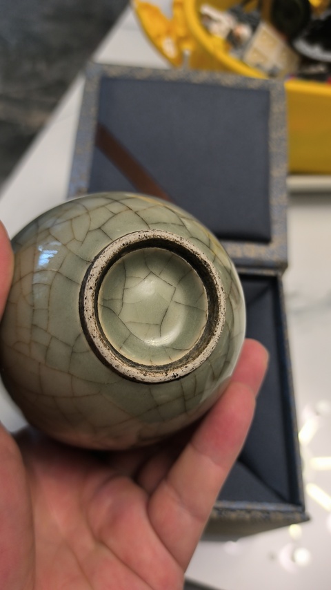 古玩陶瓷綠哥釉聞香杯真品鑒賞圖