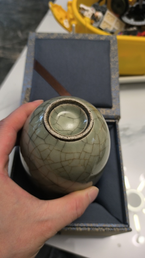 古玩陶瓷綠哥釉聞香杯真品鑒賞圖