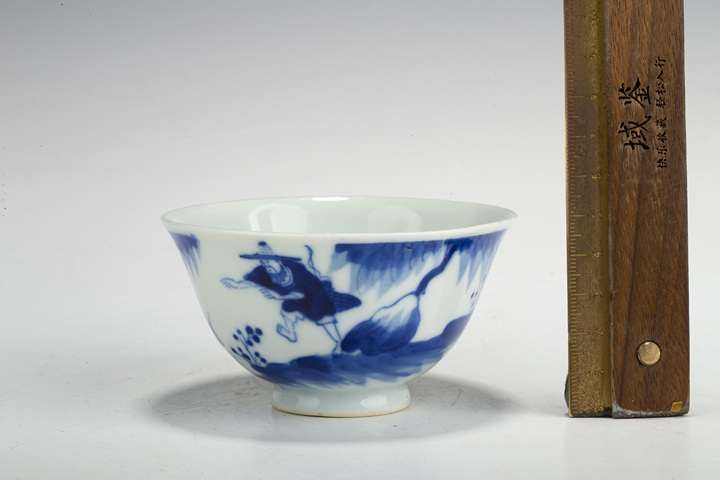 古玩陶瓷清晚·青花漁翁得利圖茶圓
真品鑒賞圖