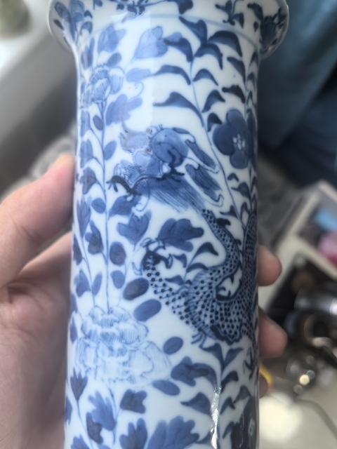 古玩陶瓷龍紋青花花觚真品鑒賞圖