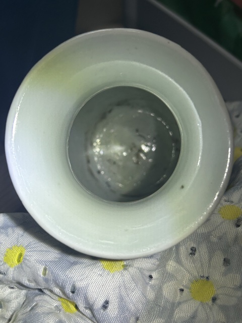 古玩陶瓷人物紋青花瓶真品鑒賞圖