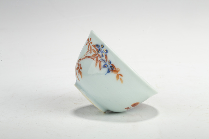 古玩陶瓷清康熙·青花礬紅描金百財花卉紋杯真品鑒賞圖