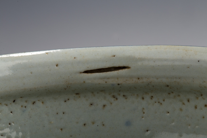 古玩陶瓷清中·霽藍(lán)釉三足爐真品鑒賞圖