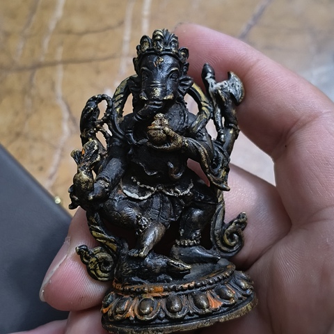 古玩銅器造像真品鑒賞圖