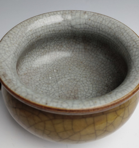 古玩陶瓷黃哥釉爐真品鑒賞圖