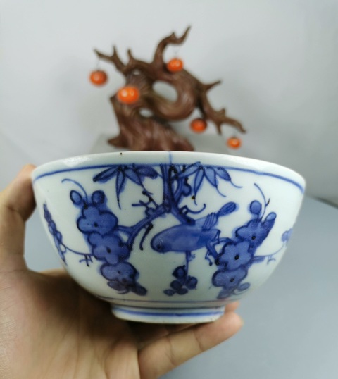 古玩陶瓷青花花鳥紋茶碗真品鑒賞圖