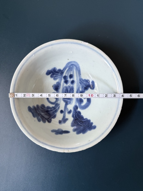古玩陶瓷萊菔紋青花盤真品鑒賞圖