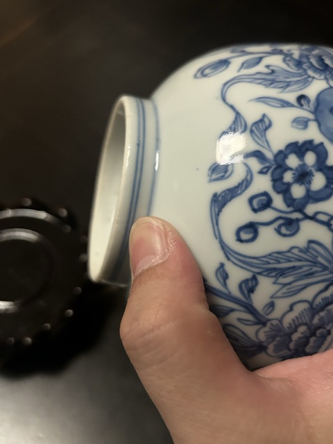 古玩陶瓷花卉紋青花碗真品鑒賞圖
