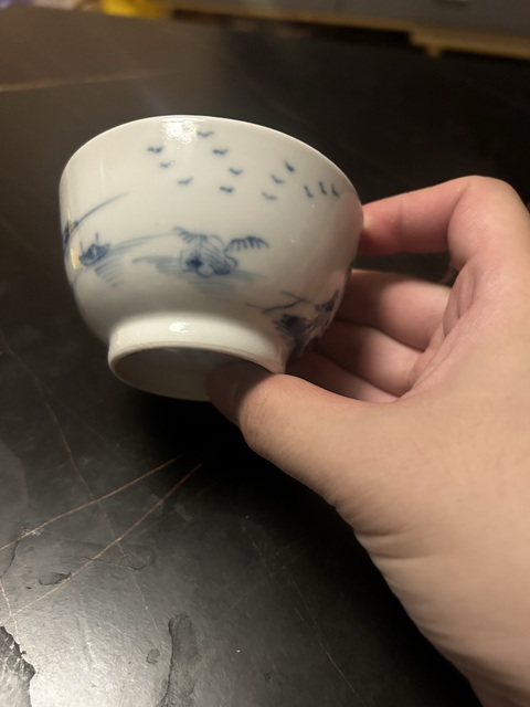 古玩陶瓷樓臺亭閣山水垂釣圖青花杯真品鑒賞圖