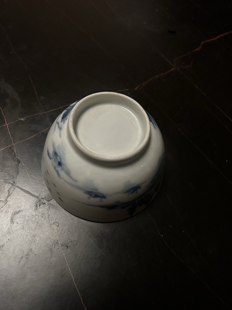 古玩陶瓷樓臺亭閣山水垂釣圖青花杯真品鑒賞圖
