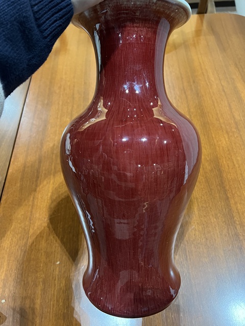 古玩陶瓷郎紅釉觀音瓶真品鑒賞圖