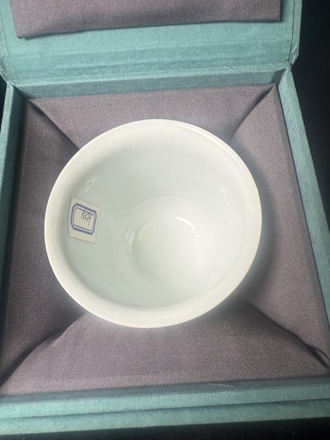 古玩陶瓷人物山水青花杯真品鑒賞圖