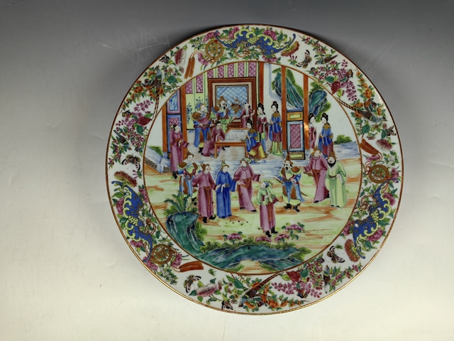 古玩陶瓷清中晚人物故事紋粉彩賞盤真品鑒賞圖