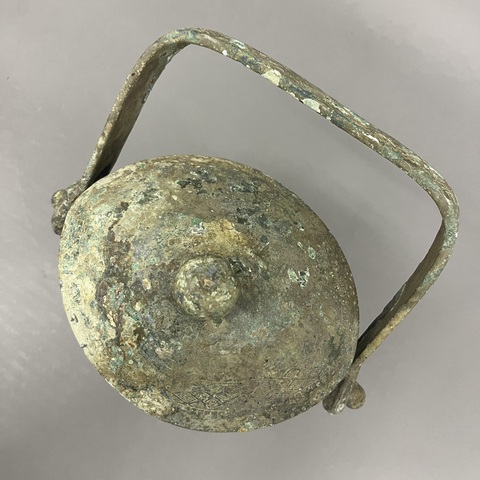 古玩銅器云雷紋提梁卣真品鑒賞圖