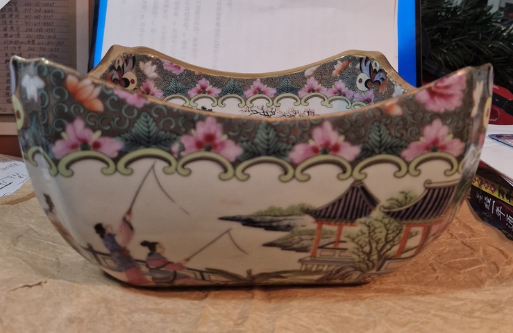 古玩陶瓷人物紋八方碗真品鑒賞圖