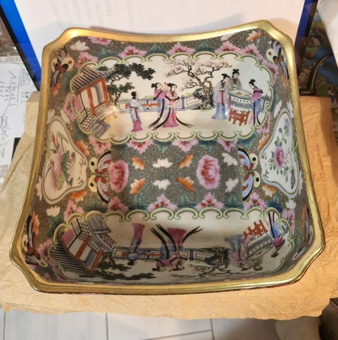 古玩陶瓷人物紋八方碗真品鑒賞圖