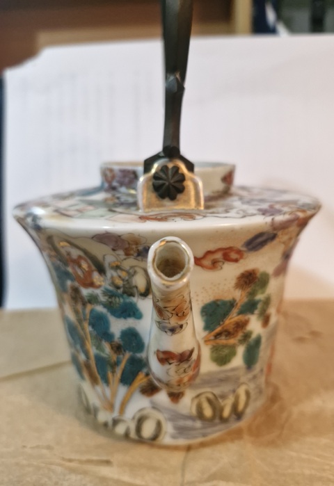 古玩陶瓷提梁壺真品鑒賞圖
