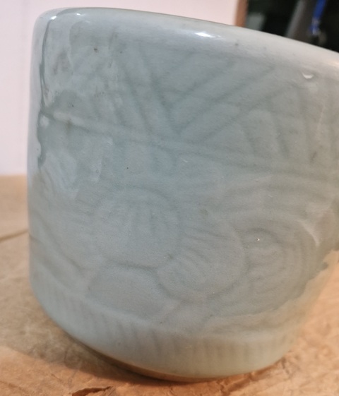古玩陶瓷豆青釉圈足筒式香爐真品鑒賞圖
