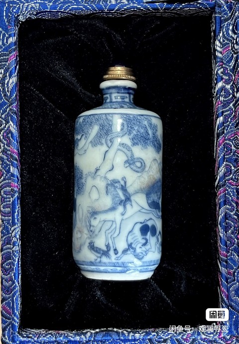 古玩陶瓷青花釉里紅十二生肖圖鼻煙壺真品鑒賞圖