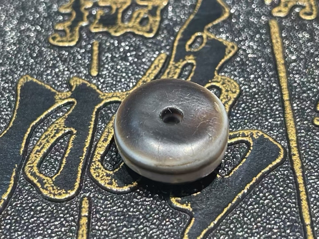 古玩玉器羊板眼珠真品鑒賞圖