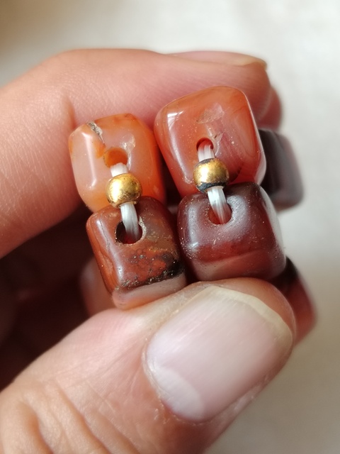 古玩玉器天然紅瑪瑙珠串真品鑒賞圖