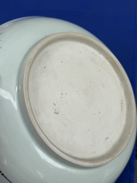 古玩陶瓷青花釉里紅飄帶繡球獅子紋盤真品鑒賞圖
