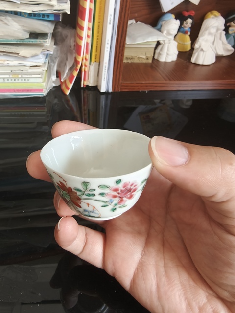 古玩陶瓷粉彩花卉紋杯拍賣,當前價格3500元