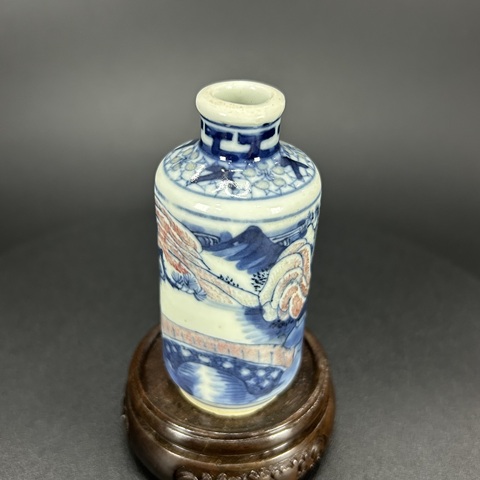 古玩陶瓷青花釉里紅人物故事紋鼻煙壺真品鑒賞圖