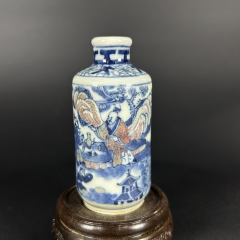 古玩陶瓷青花釉里紅人物故事紋鼻煙壺真品鑒賞圖