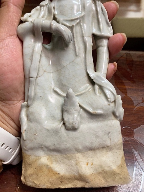 古玩陶瓷青白釉觀音菩薩造像真品鑒賞圖