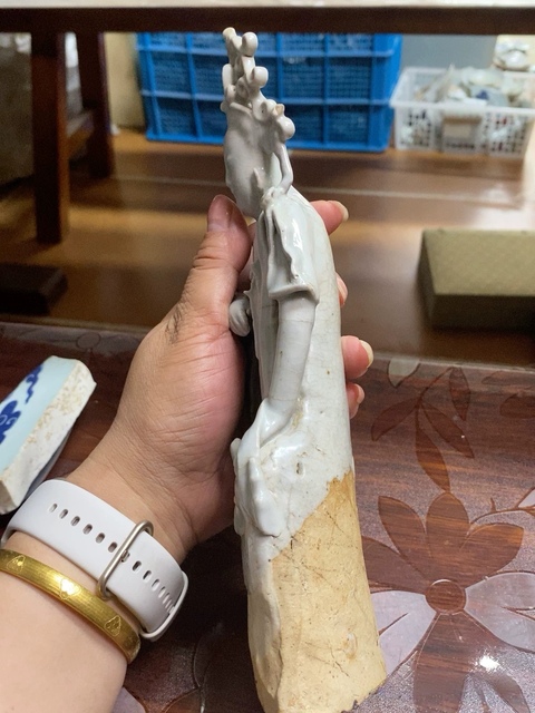 古玩陶瓷青白釉觀音菩薩造像真品鑒賞圖