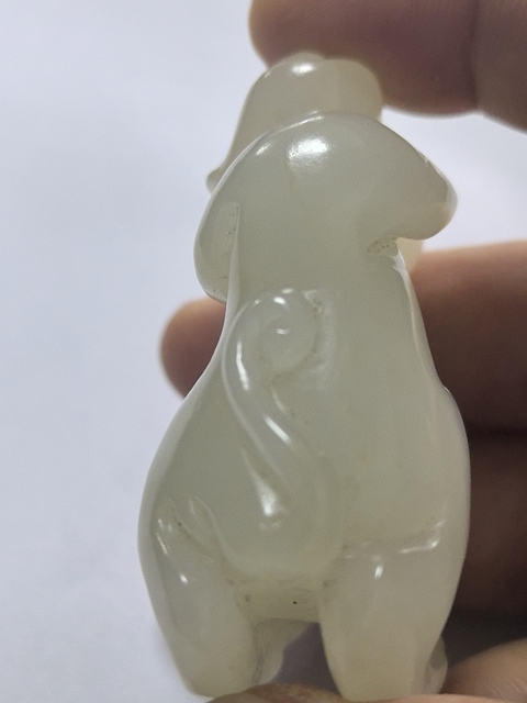 古玩玉器和田玉雕“靈猴獻壽”把件真品鑒賞圖
